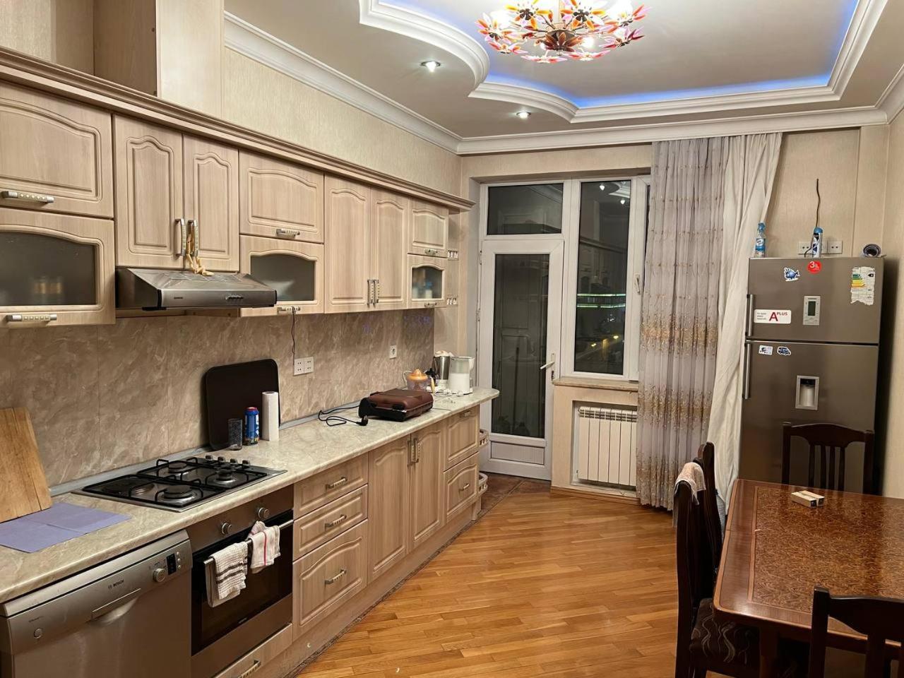 Sea View Couple Apartmant At Boulvard,Near Nizami Street Apartment Баку Екстериор снимка