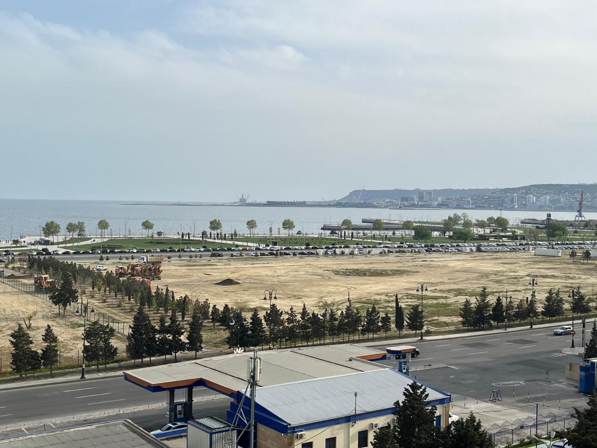 Sea View Couple Apartmant At Boulvard,Near Nizami Street Apartment Баку Екстериор снимка